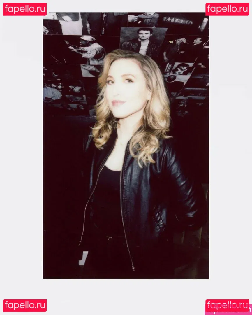 Taylor Tomlinson Onlyfans Photo Gallery 