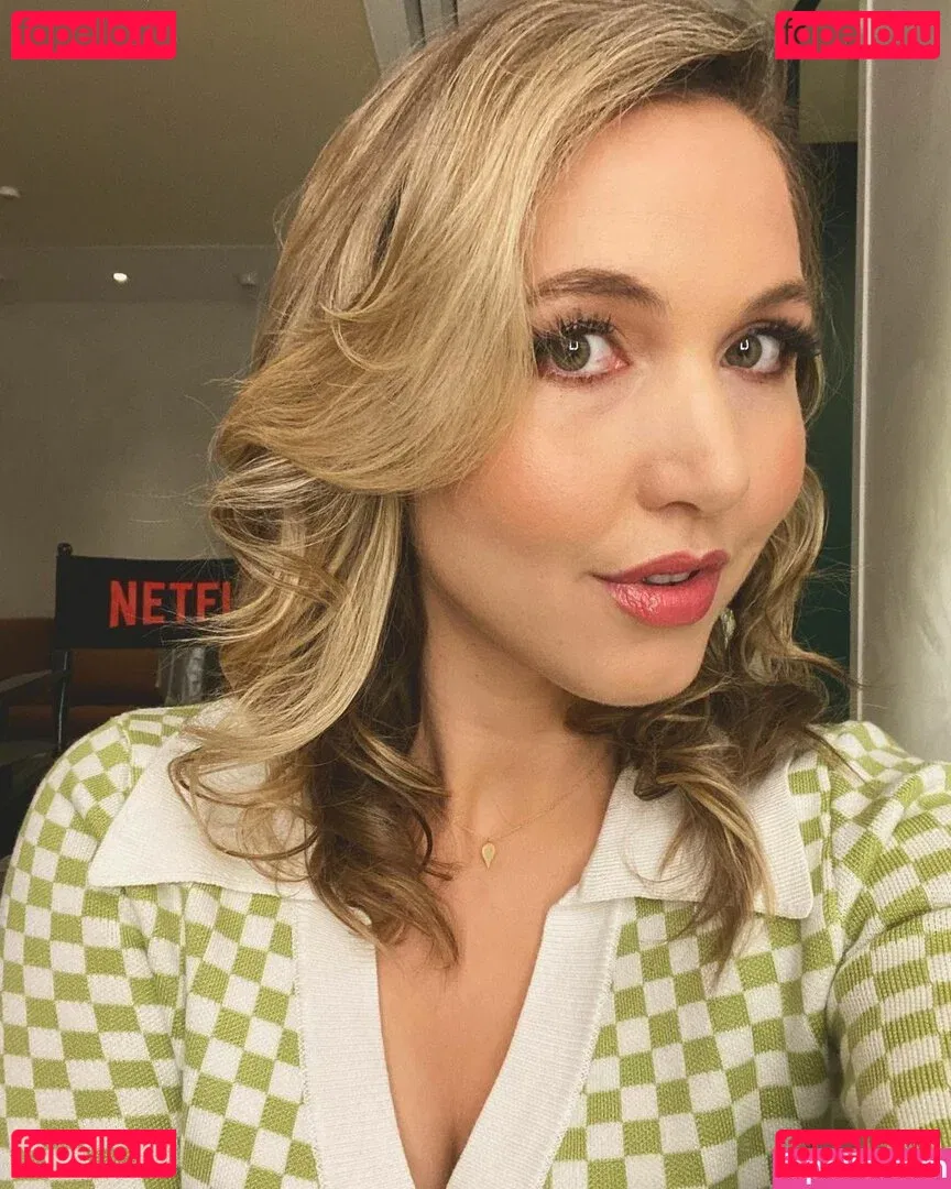 Taylor Tomlinson Onlyfans Photo Gallery 