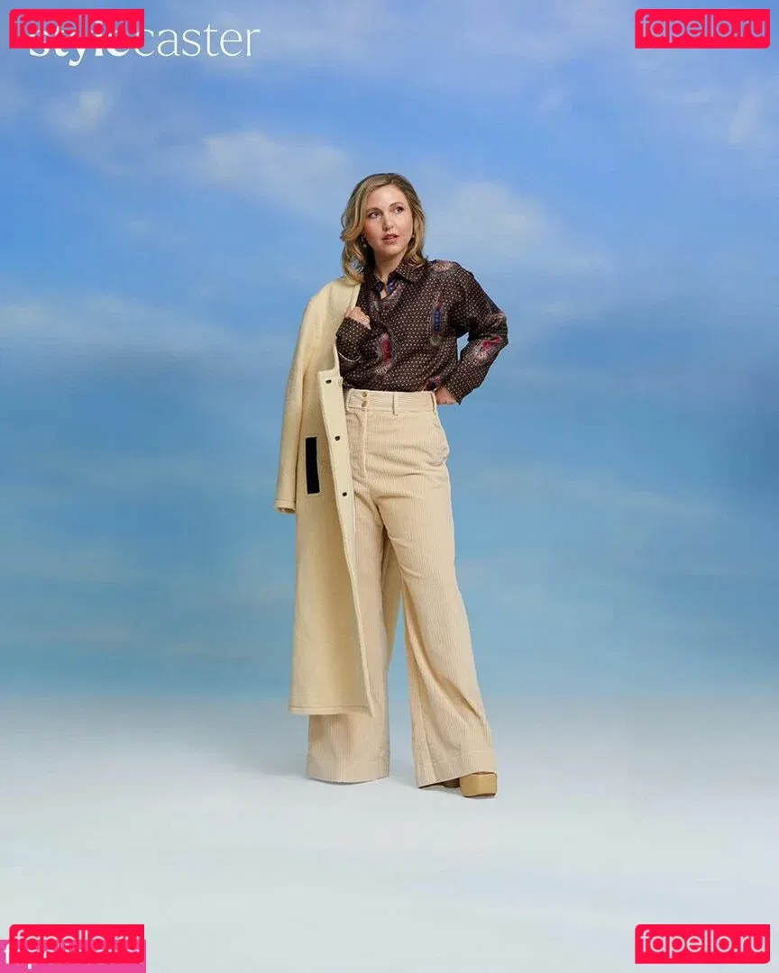 Taylor Tomlinson Onlyfans Photo Gallery 