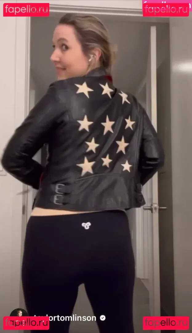 Taylor Tomlinson Onlyfans Photo Gallery 