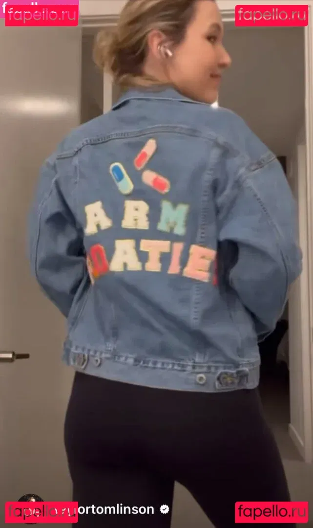 Taylor Tomlinson Onlyfans Photo Gallery 