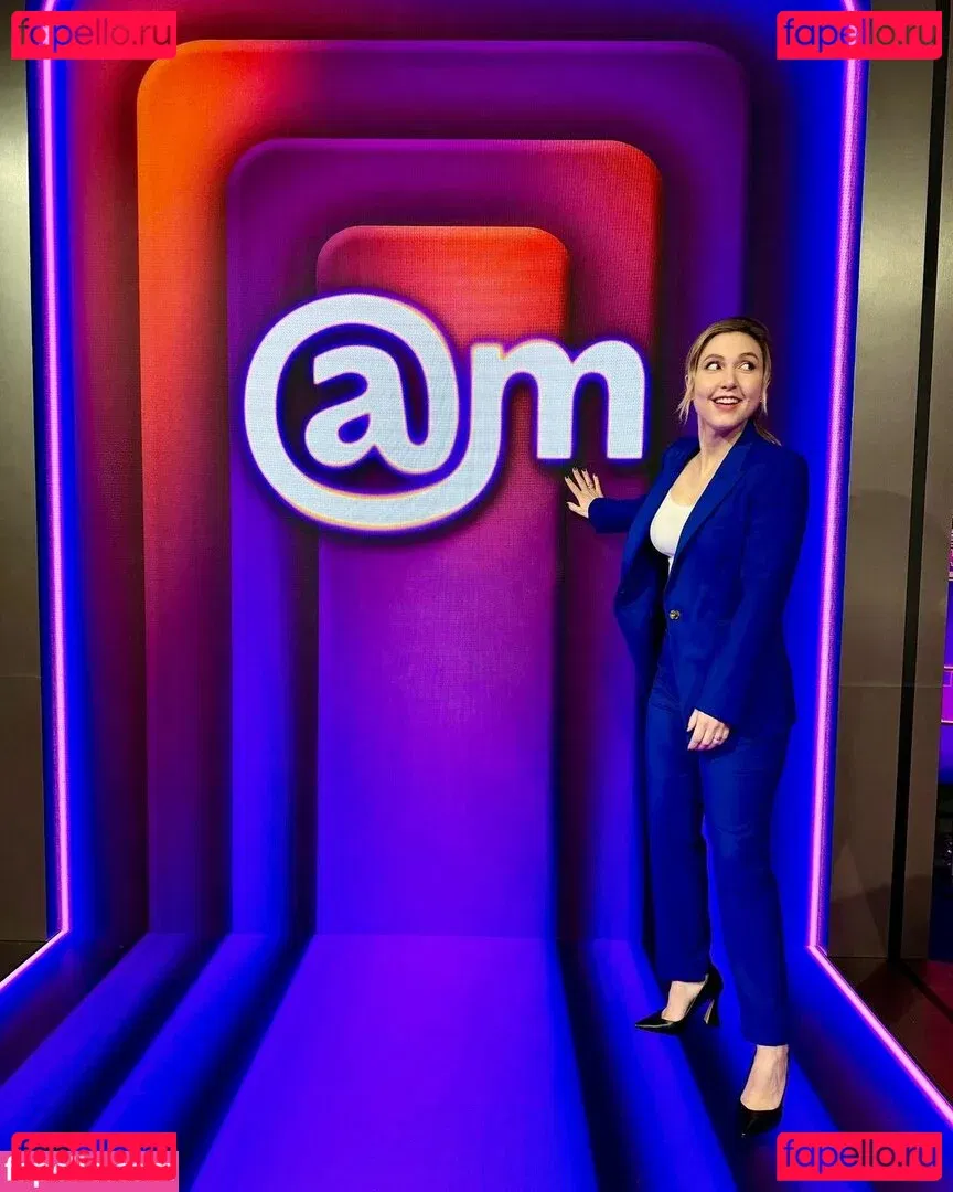 Taylor Tomlinson Onlyfans Photo Gallery 