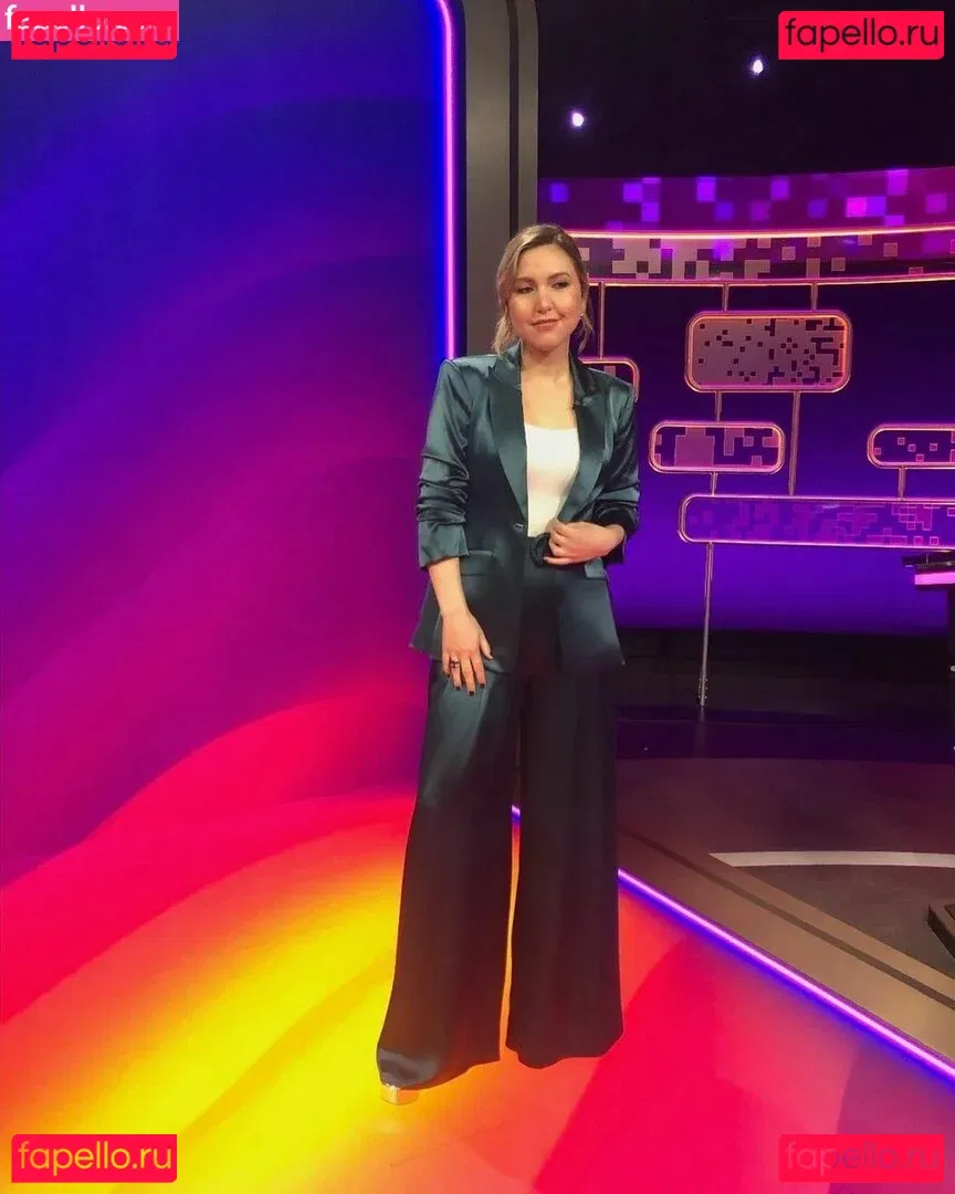 Taylor Tomlinson Onlyfans Photo Gallery 