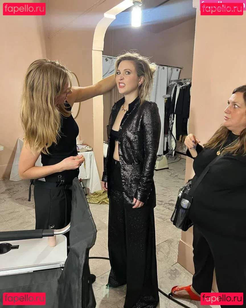 Taylor Tomlinson Onlyfans Photo Gallery 