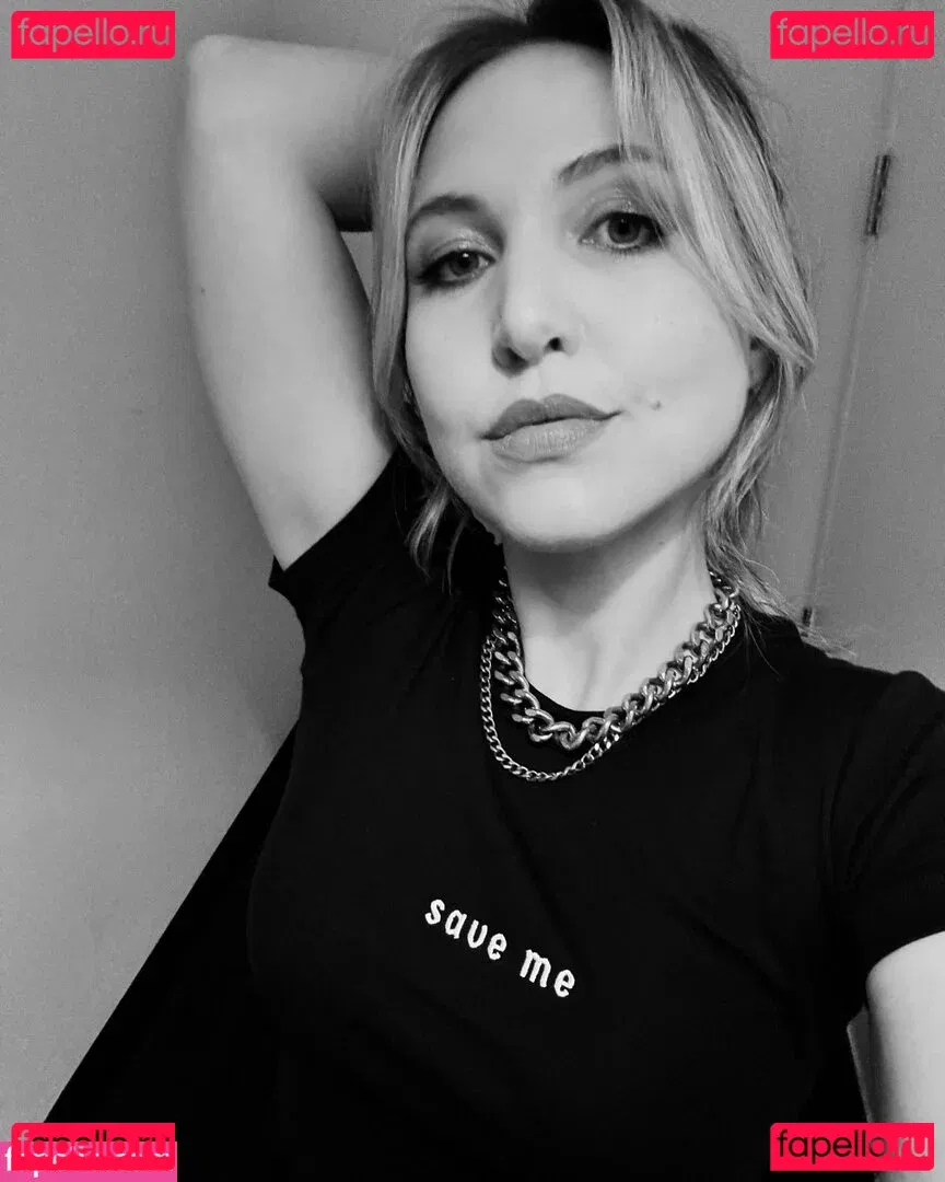 Taylor Tomlinson Onlyfans Photo Gallery 