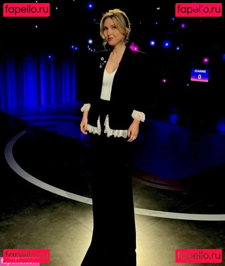 Taylor Tomlinson Onlyfans Photo Gallery 