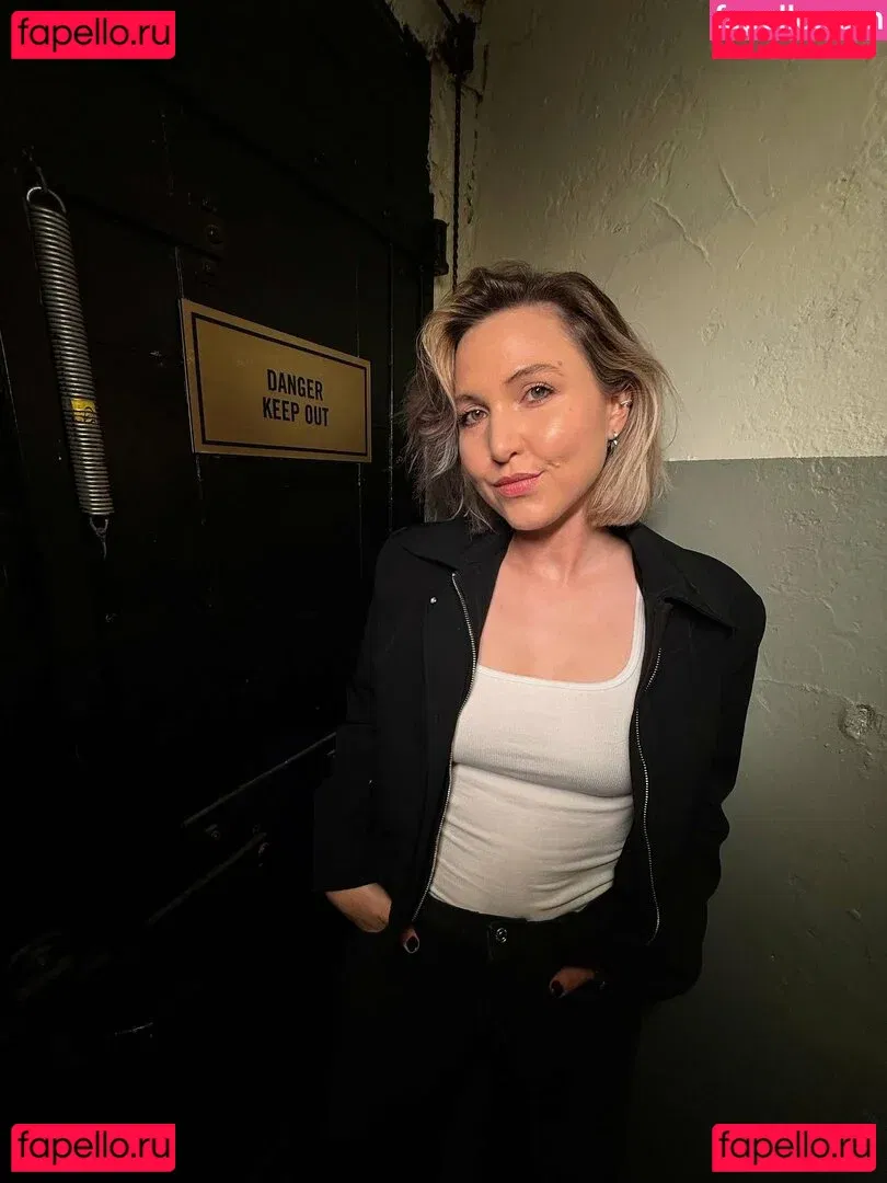 Taylor Tomlinson Onlyfans Photo Gallery 