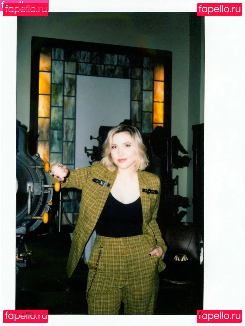 Taylor Tomlinson Onlyfans Photo Gallery 