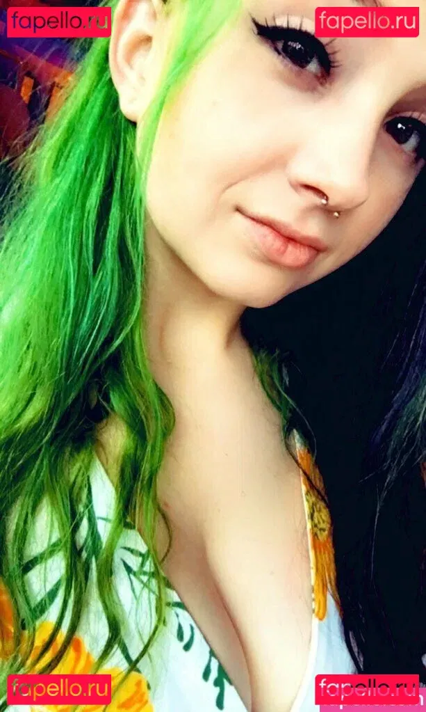 Empresselfiie Onlyfans Photo Gallery 