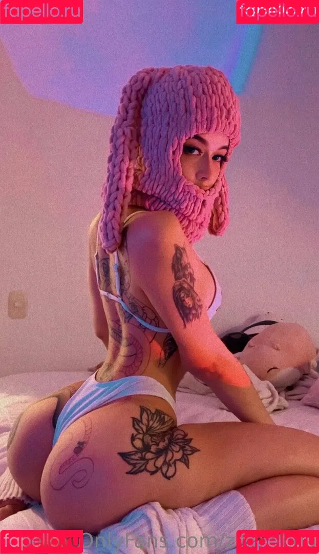 Zackycha Onlyfans Photo Gallery 