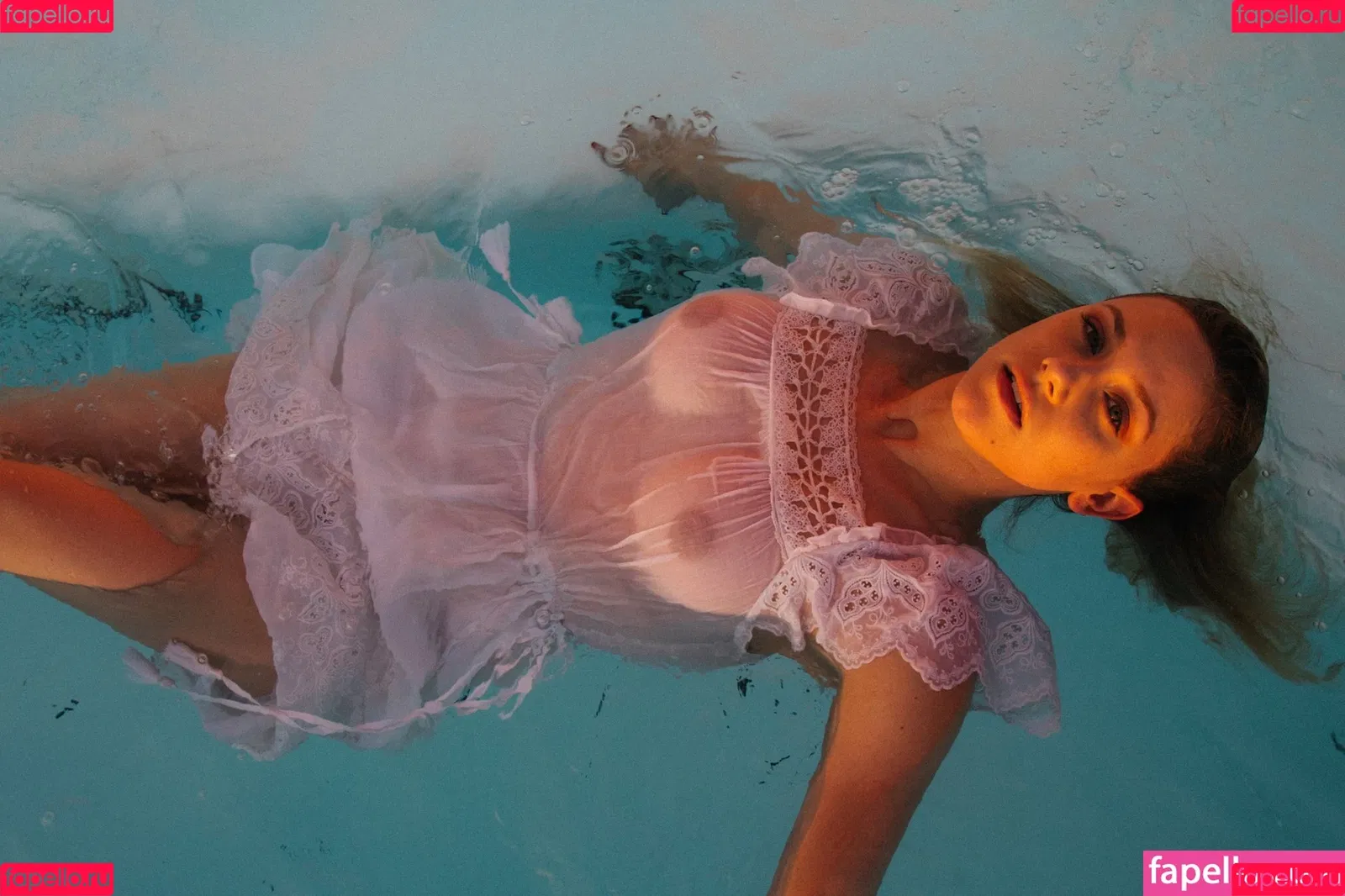 Lili Reinhart Onlyfans Photo Gallery 