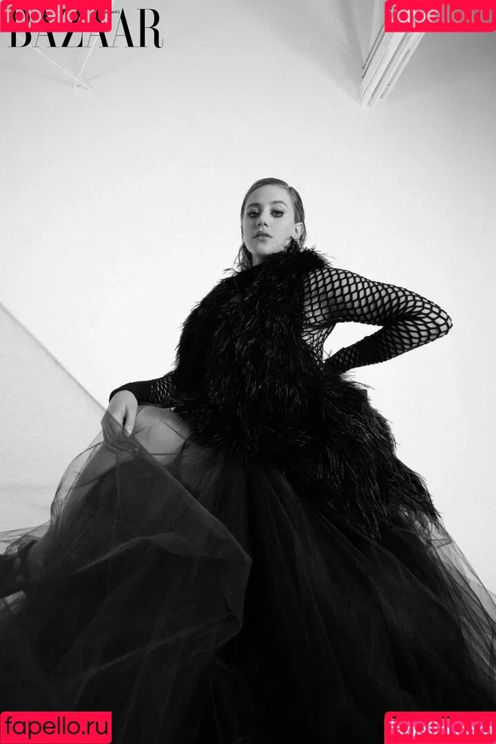 Lili Reinhart Onlyfans Photo Gallery 
