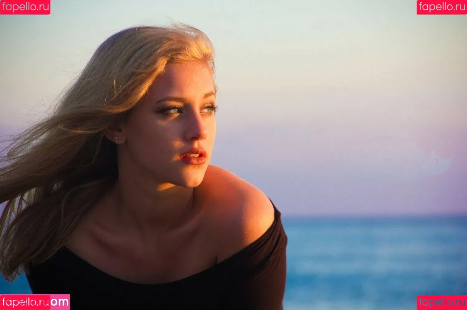 Lili Reinhart Onlyfans Photo Gallery 