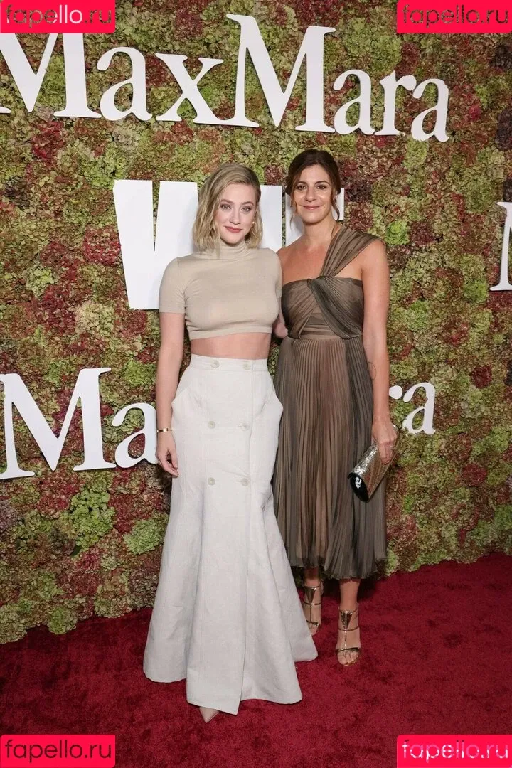 Lili Reinhart Onlyfans Photo Gallery 