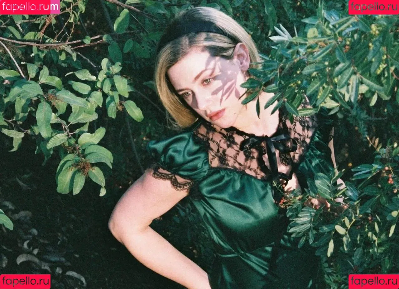 Lili Reinhart Onlyfans Photo Gallery 