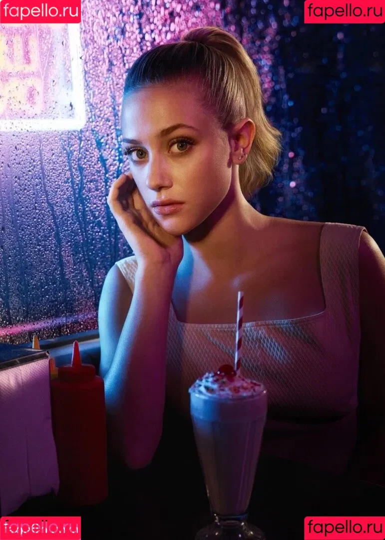 Lili Reinhart Onlyfans Photo Gallery 