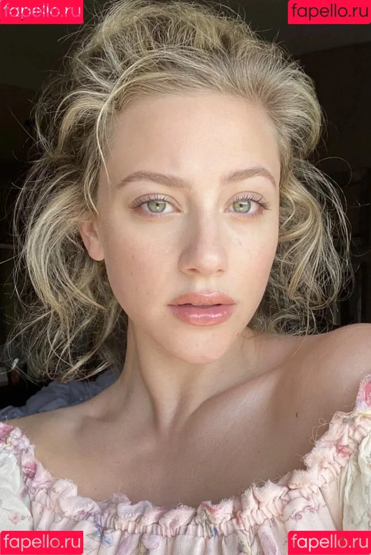 Lili Reinhart Onlyfans Photo Gallery 