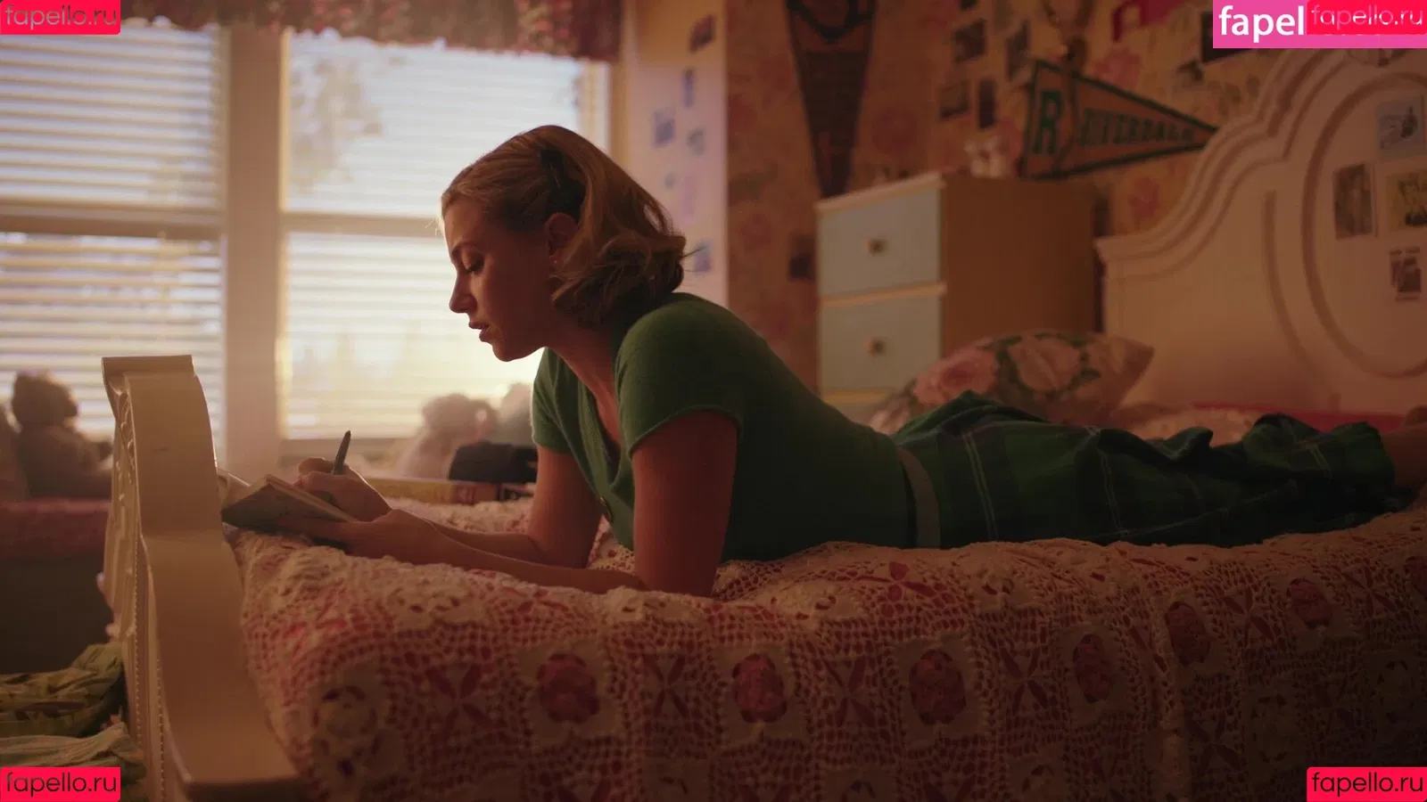 Lili Reinhart Onlyfans Photo Gallery 