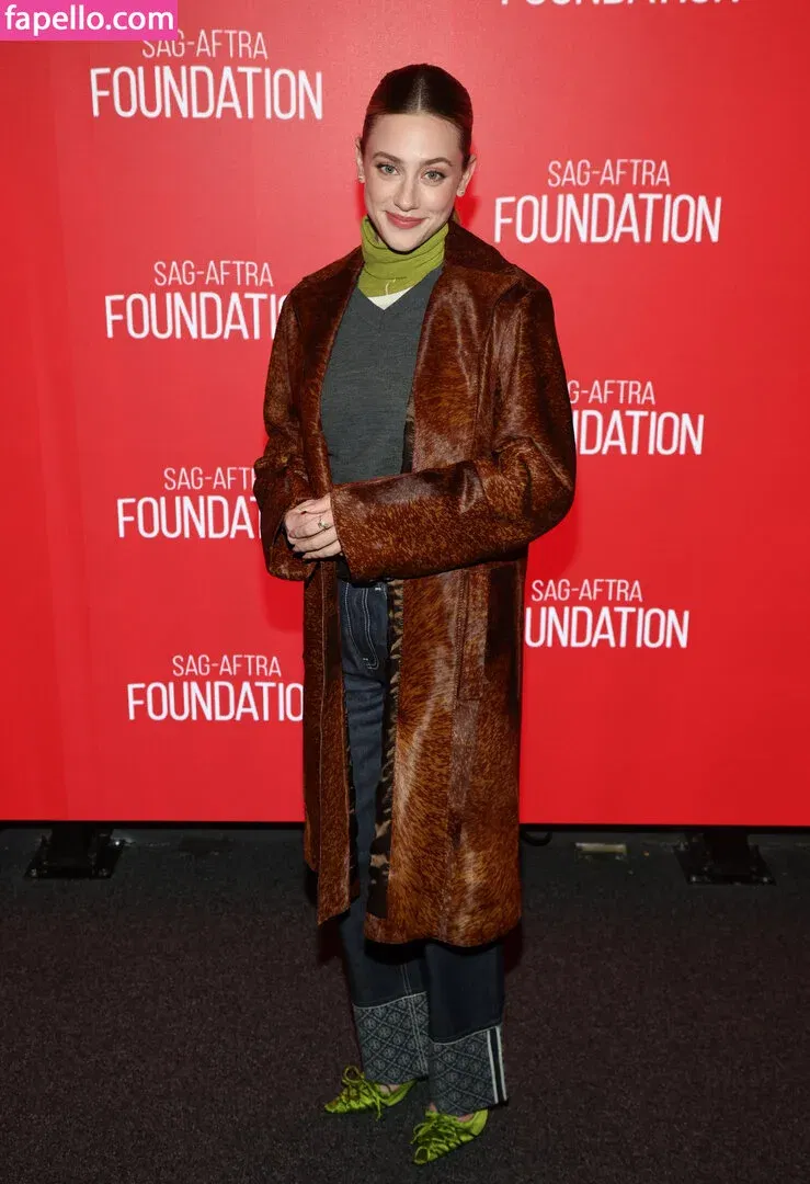 Lili Reinhart Onlyfans Photo Gallery 