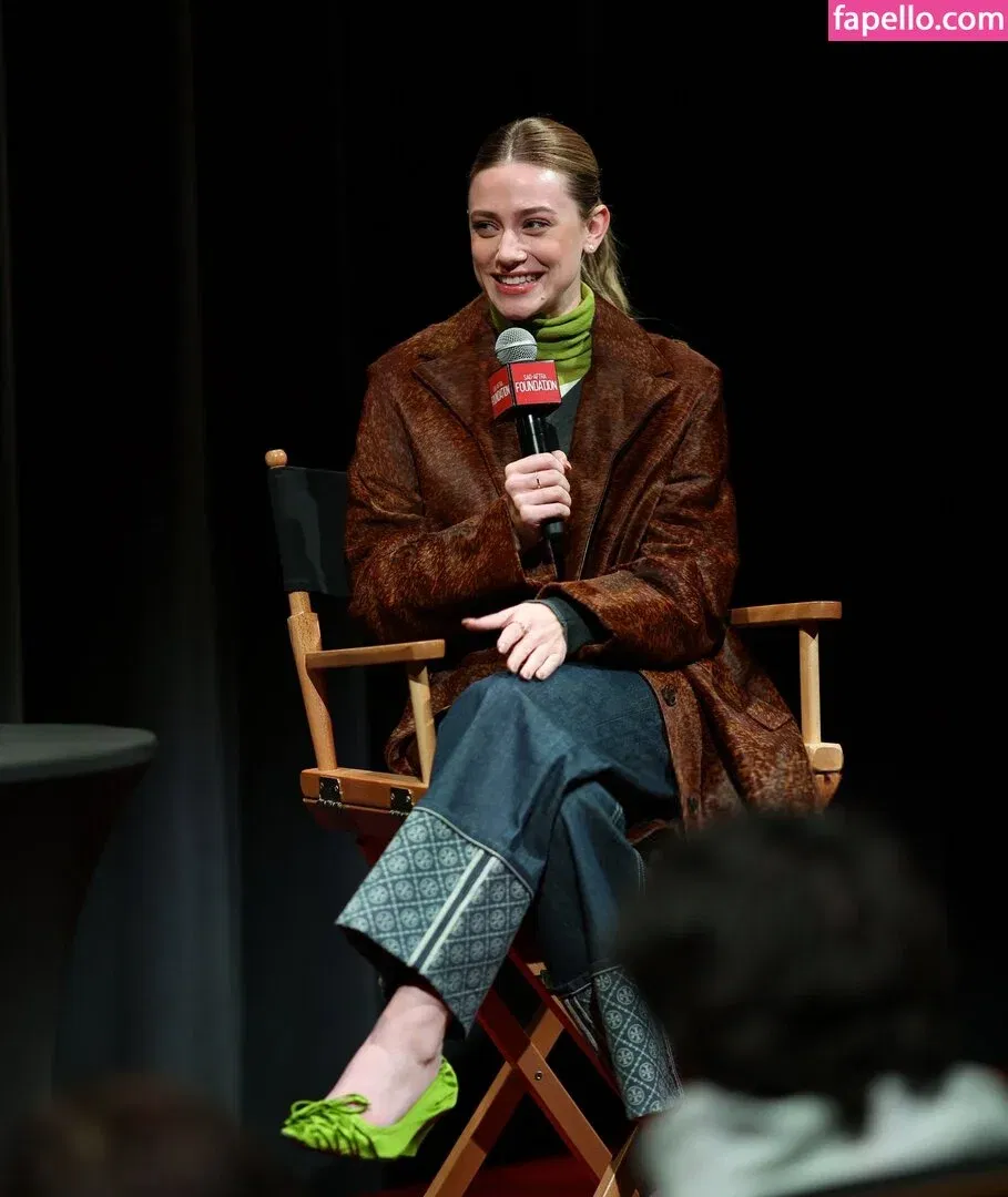 Lili Reinhart Onlyfans Photo Gallery 