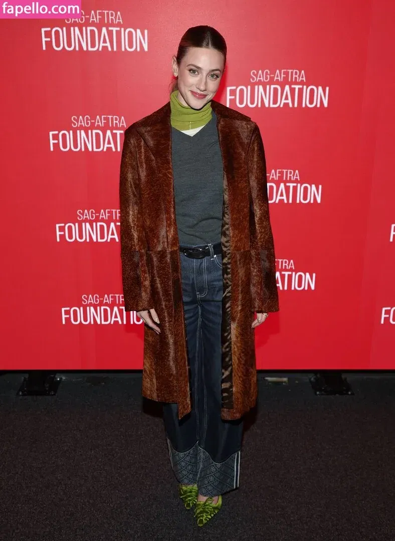 Lili Reinhart Onlyfans Photo Gallery 