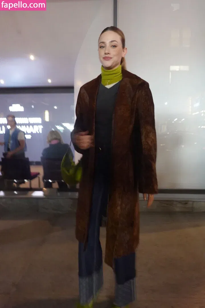 Lili Reinhart Onlyfans Photo Gallery 