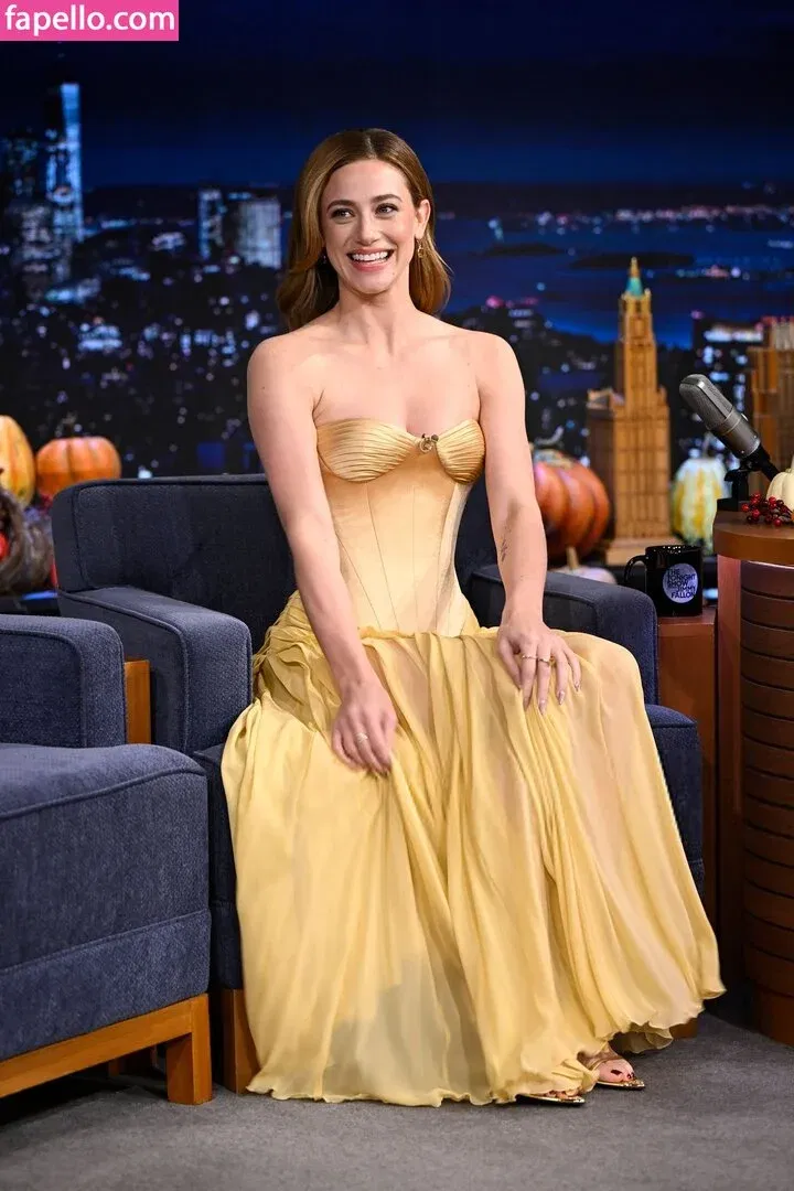 Lili Reinhart Onlyfans Photo Gallery 