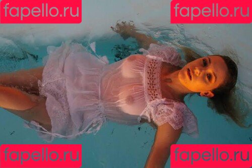 Lili Reinhart Onlyfans Photo Gallery 