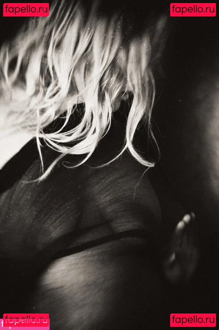 Summers VonHesse Onlyfans Photo Gallery 