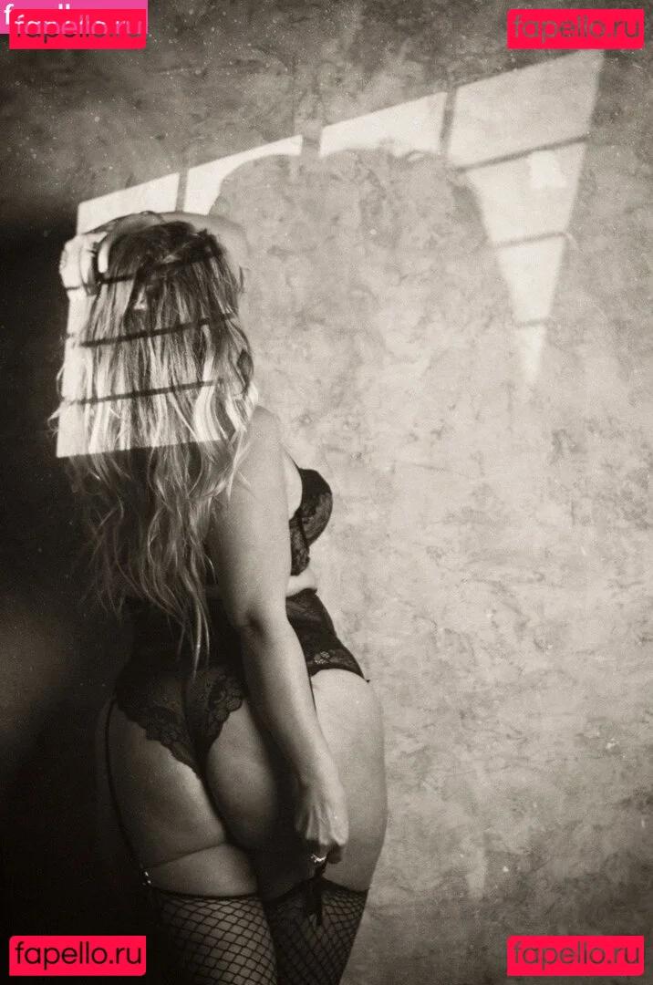 Summers VonHesse Onlyfans Photo Gallery 