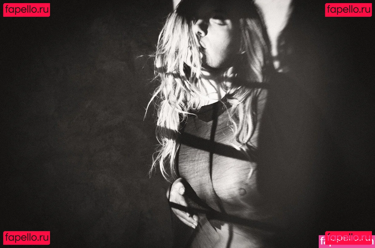 Summers VonHesse Onlyfans Photo Gallery 