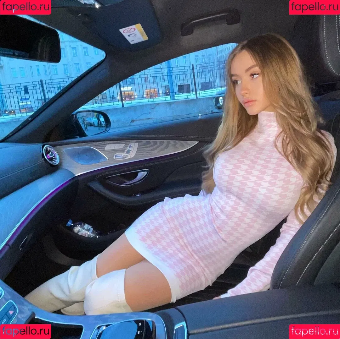 Valentina Grishko Onlyfans Photo Gallery 