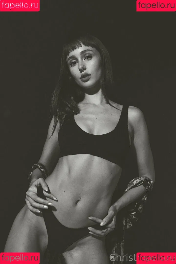 christinasage Onlyfans Photo Gallery 
