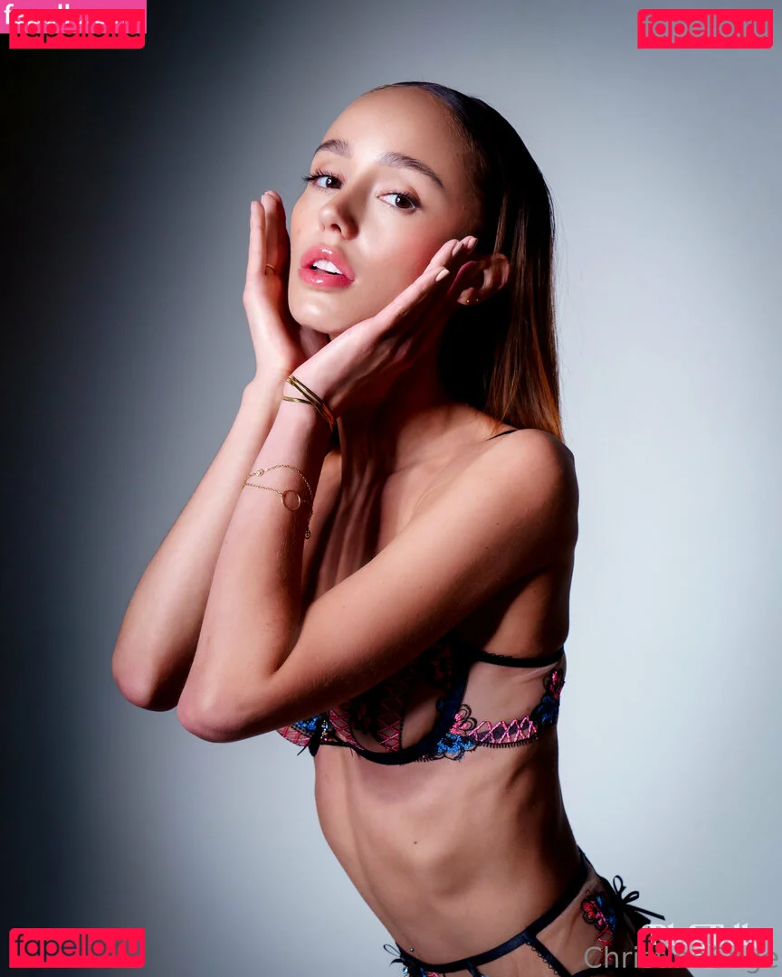 christinasage Onlyfans Photo Gallery 