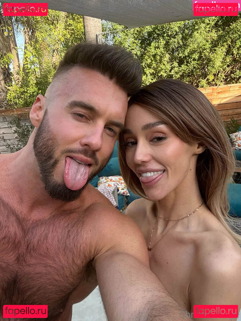 christinasage Onlyfans Photo Gallery 