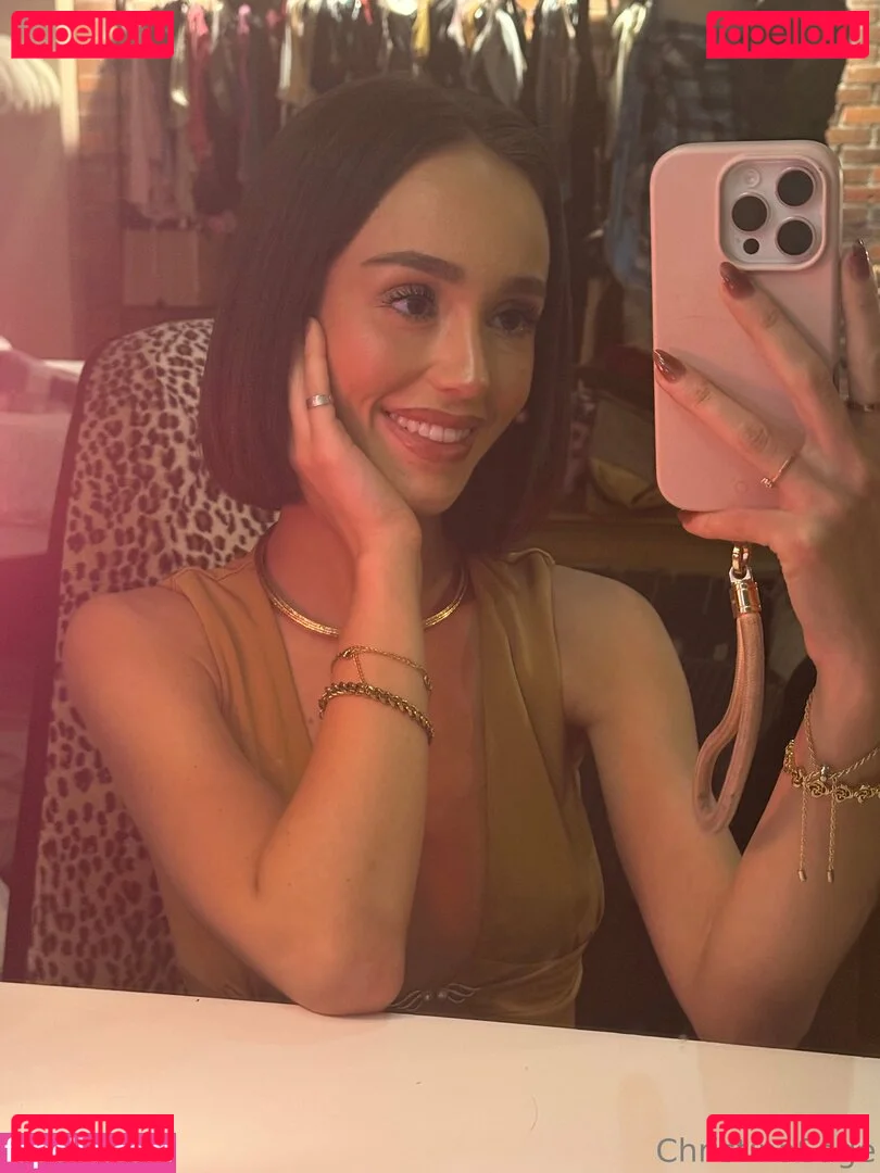 christinasage Onlyfans Photo Gallery 