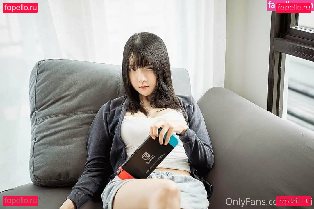 pikiichu Onlyfans Photo Gallery 