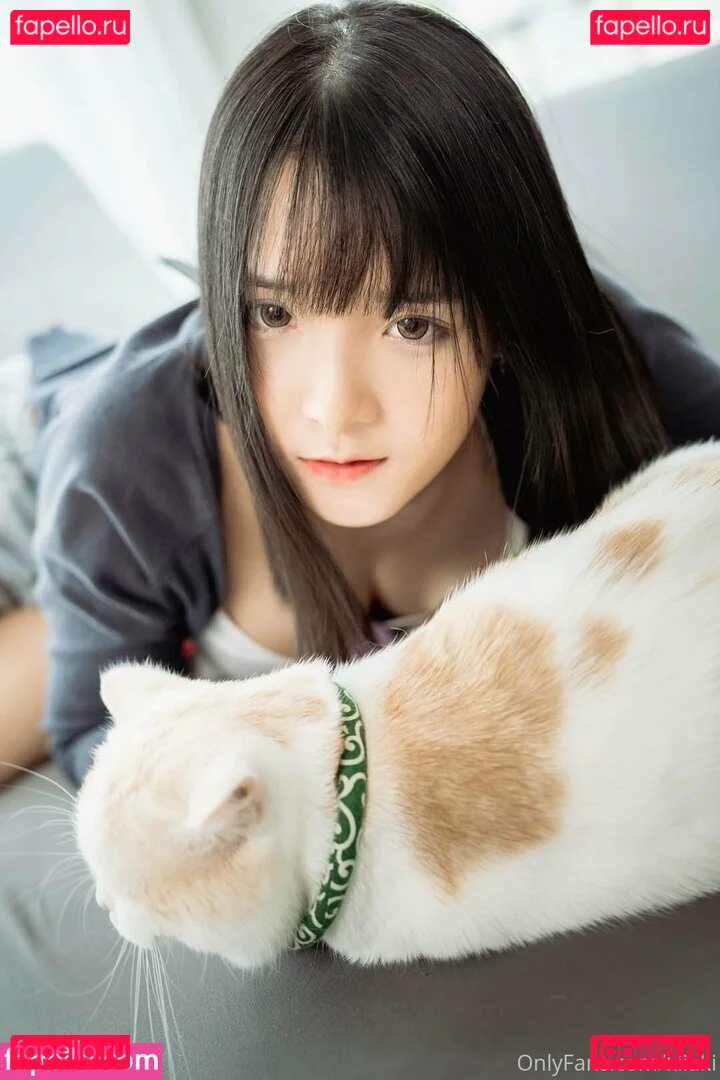 pikiichu Onlyfans Photo Gallery 