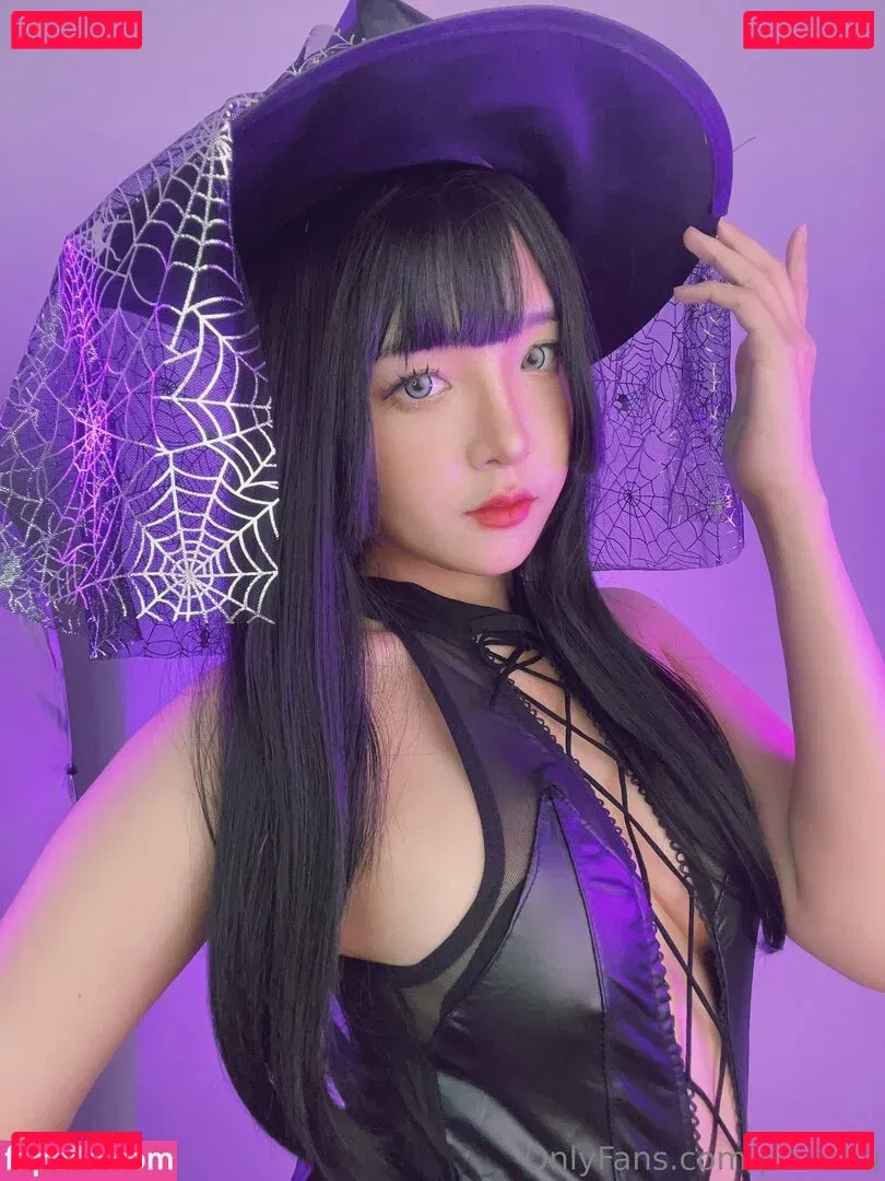 pikiichu Onlyfans Photo Gallery 