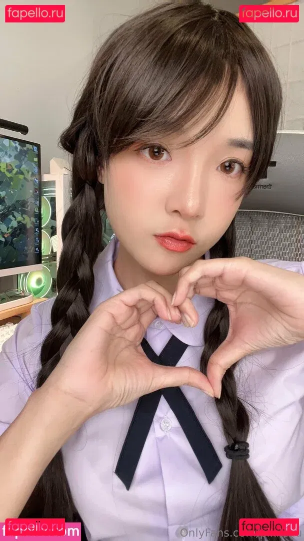 pikiichu Onlyfans Photo Gallery 