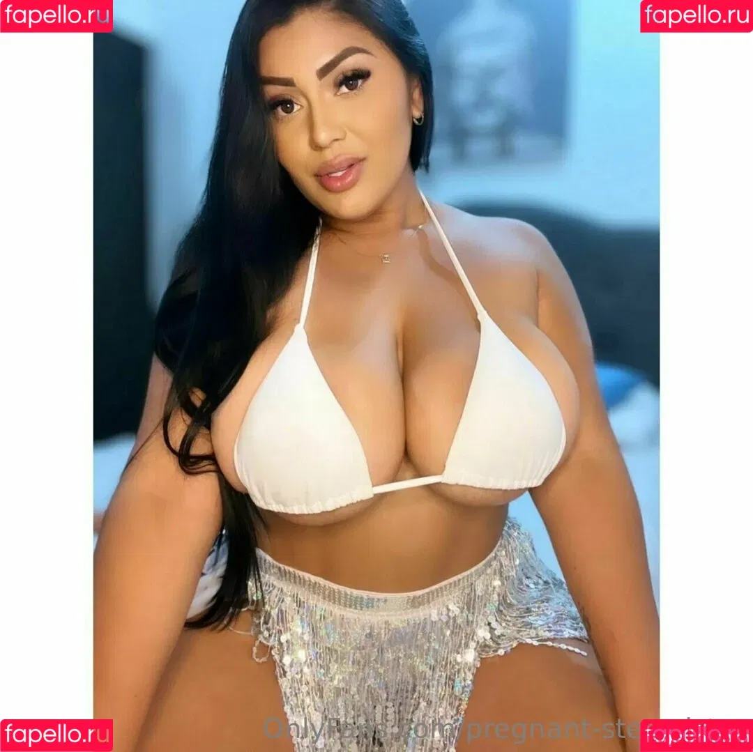 pregnant-step-sister Onlyfans Photo Gallery 