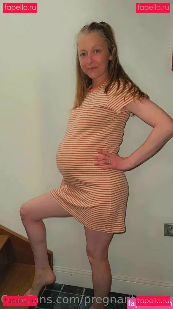 pregnant-step-sister Onlyfans Photo Gallery 