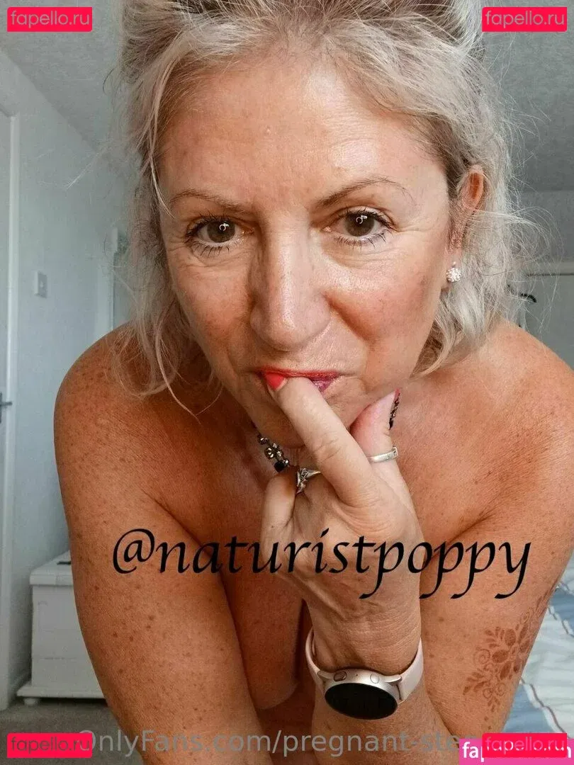 pregnant-step-sister Onlyfans Photo Gallery 