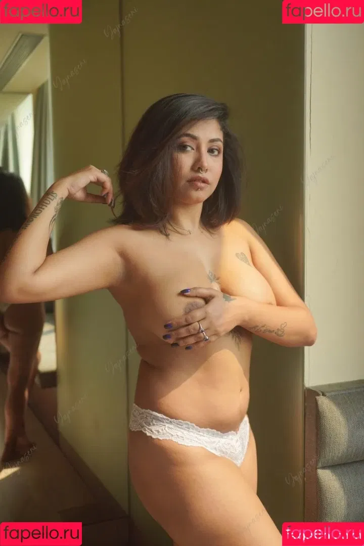 Yajnaseni Onlyfans Photo Gallery 