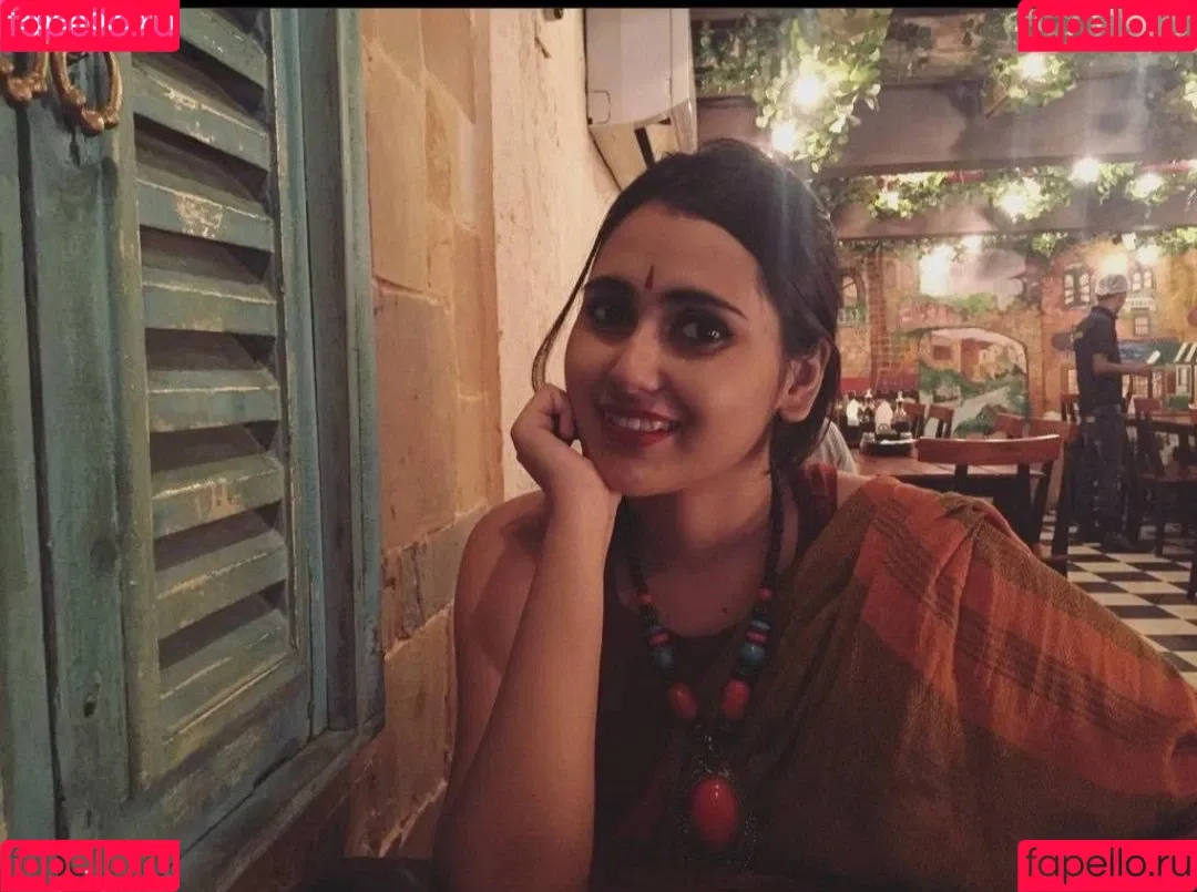 Yajnaseni Onlyfans Photo Gallery 