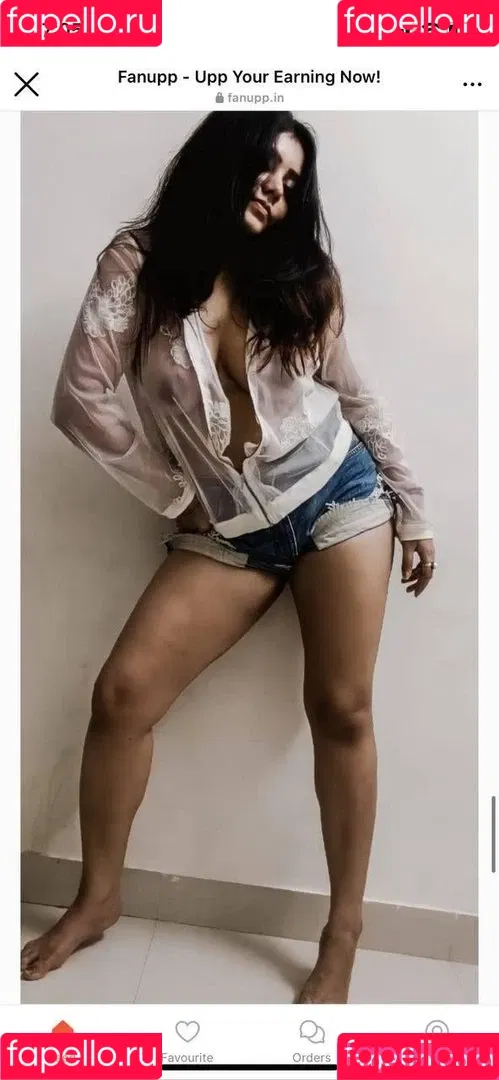 Yajnaseni Onlyfans Photo Gallery 