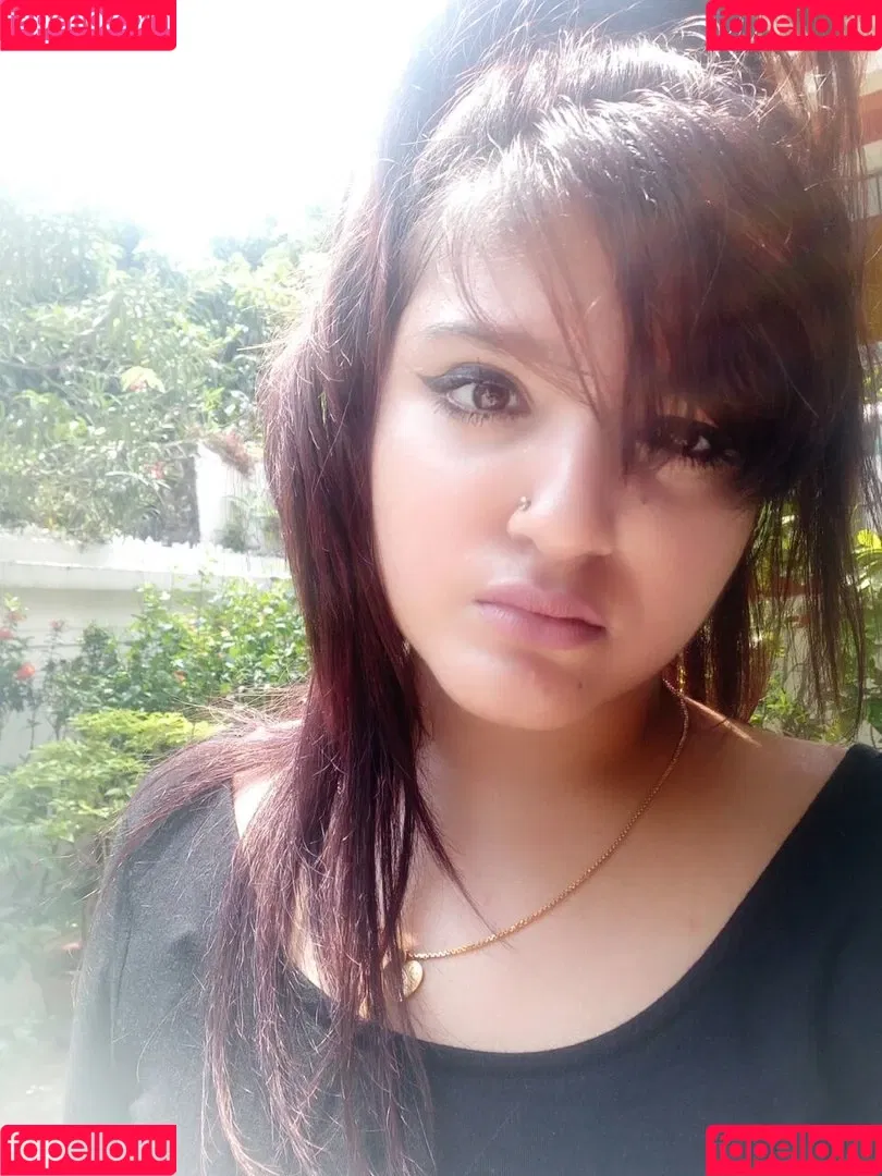 Yajnaseni Onlyfans Photo Gallery 
