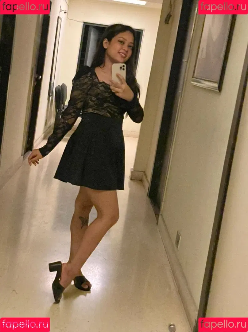 Yajnaseni Onlyfans Photo Gallery 
