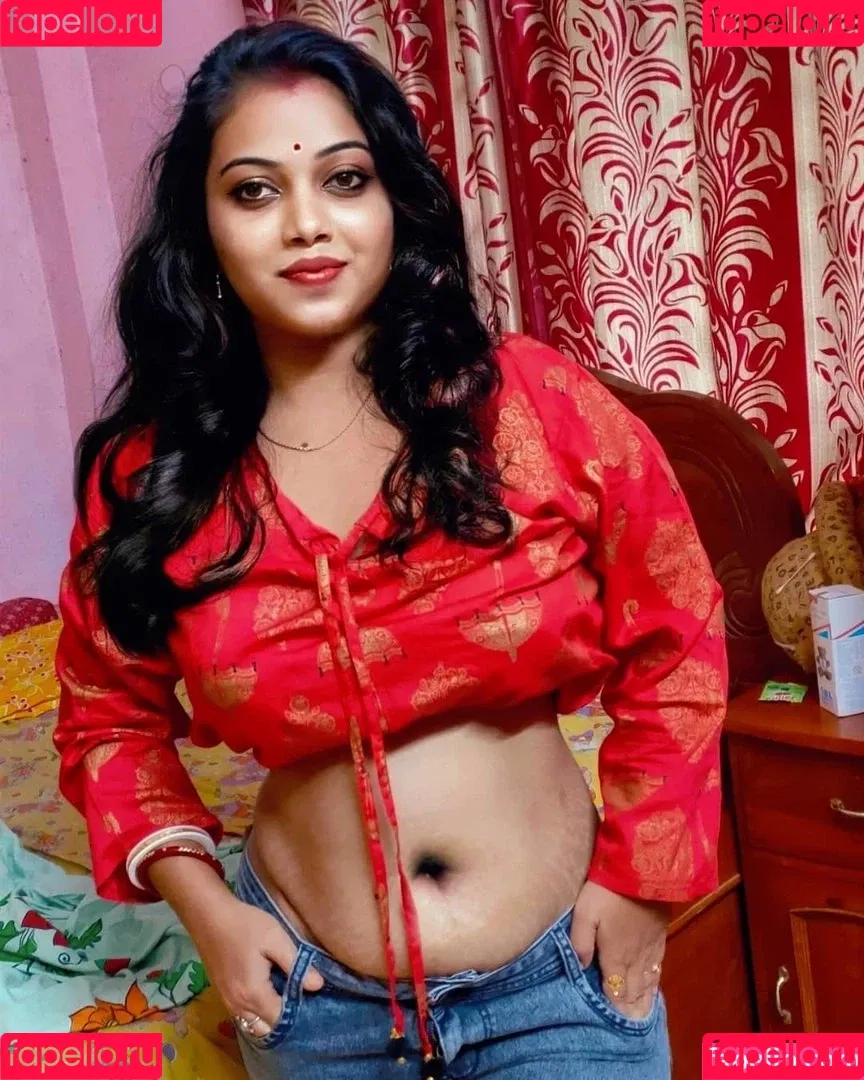 Yajnaseni Onlyfans Photo Gallery 