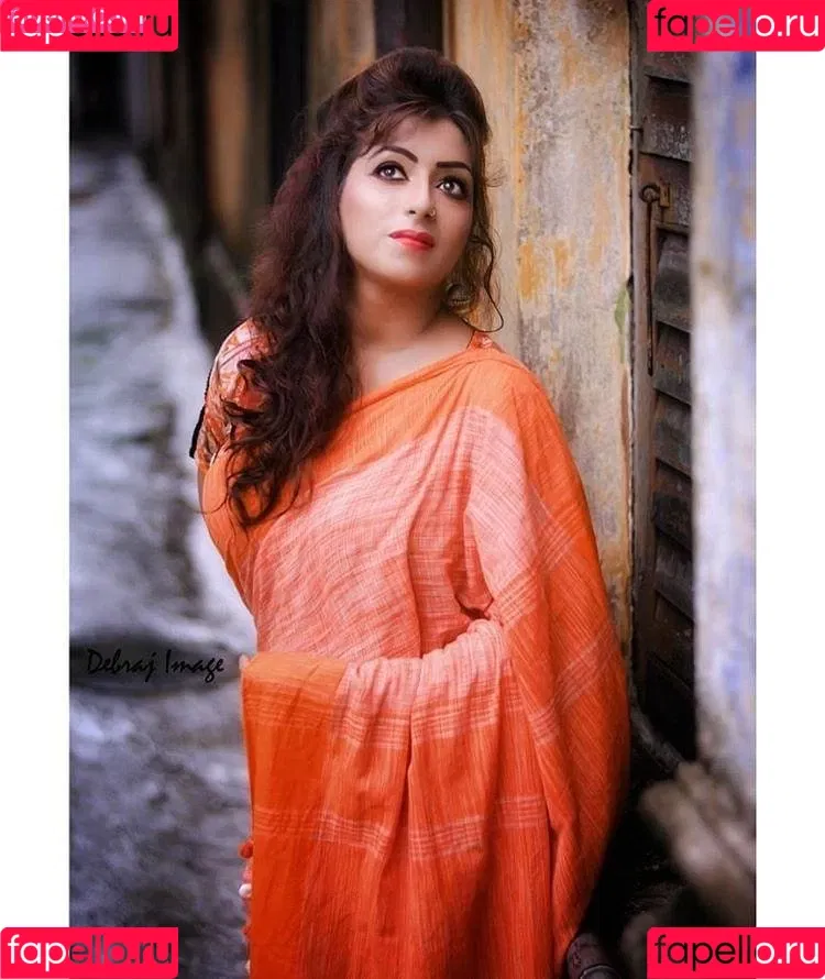 Yajnaseni Onlyfans Photo Gallery 
